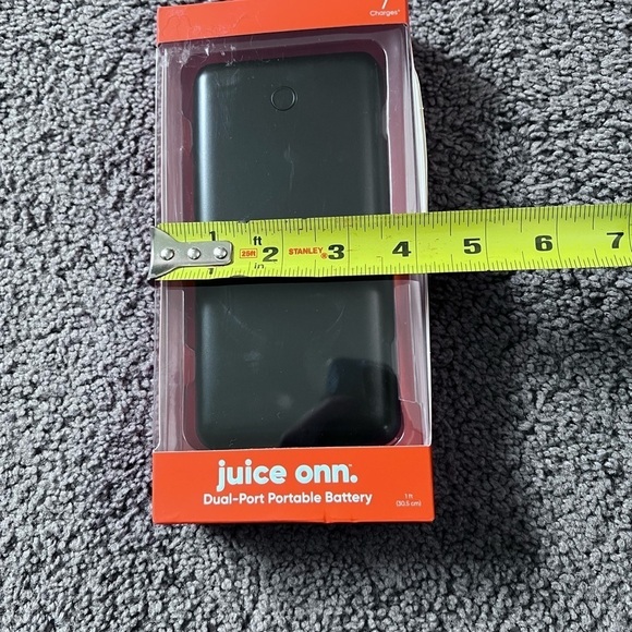 NWT juice onn. Dual-Port Power Delivery Portable Battery, 7x Charge, Black - Picture 8 of 8